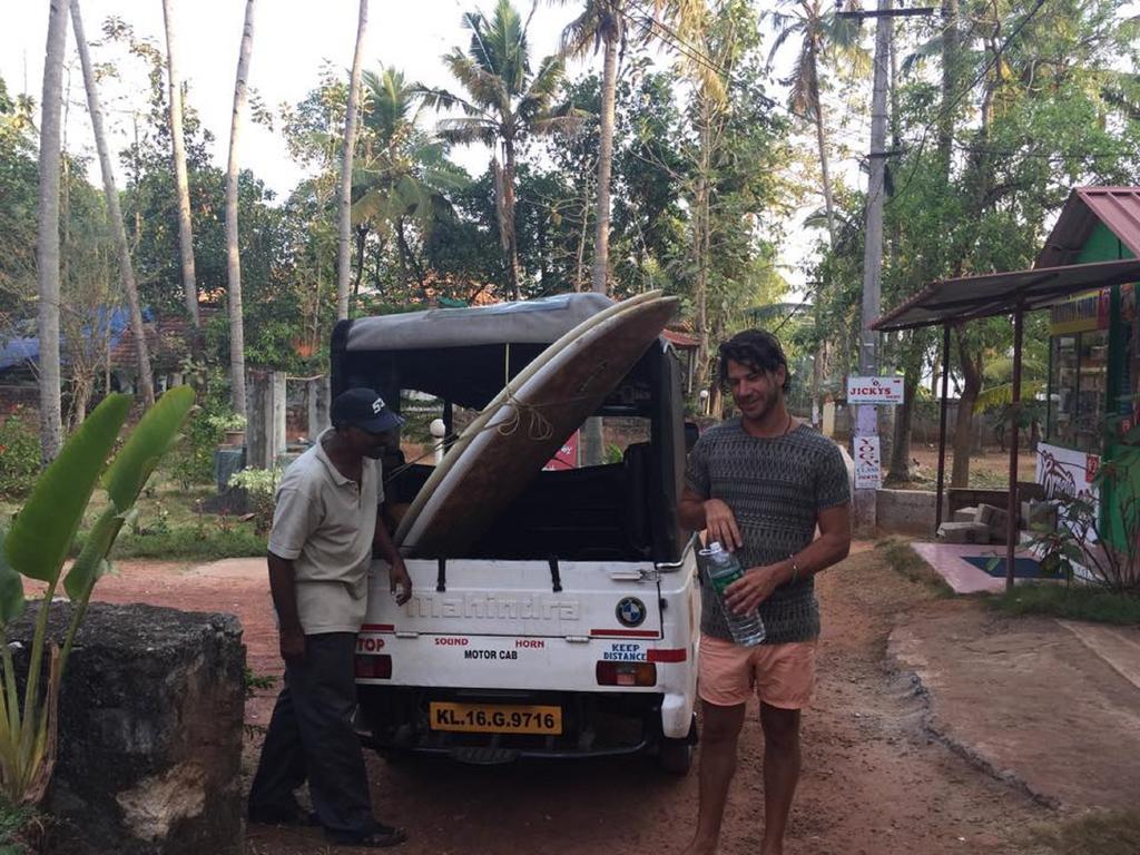 Hotel Mk Gardens Surf & Yoga House Varkala Exterior foto